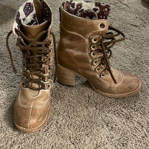 FREEBIRD BORROW SIZE 6